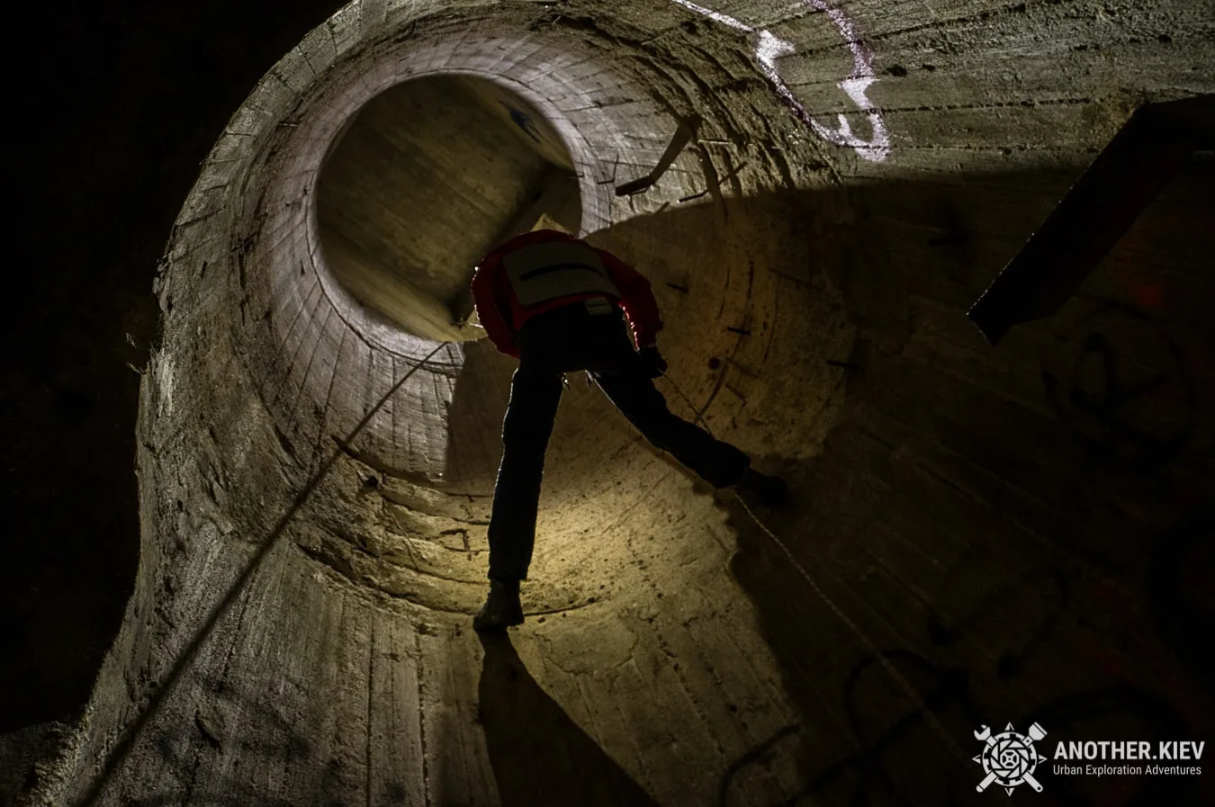 going down in shaft to the tunnel system