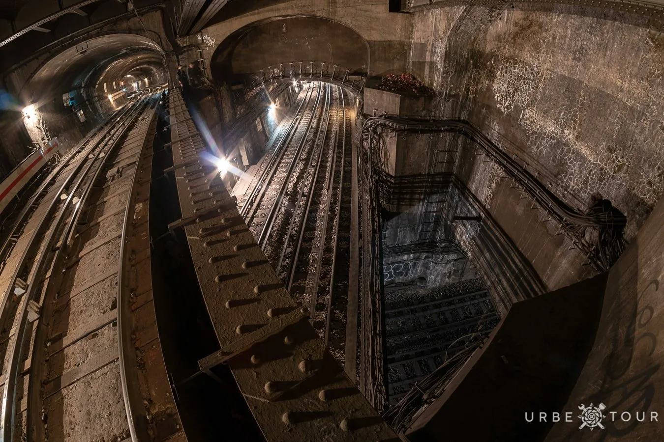 three lines in paris metro under Opera