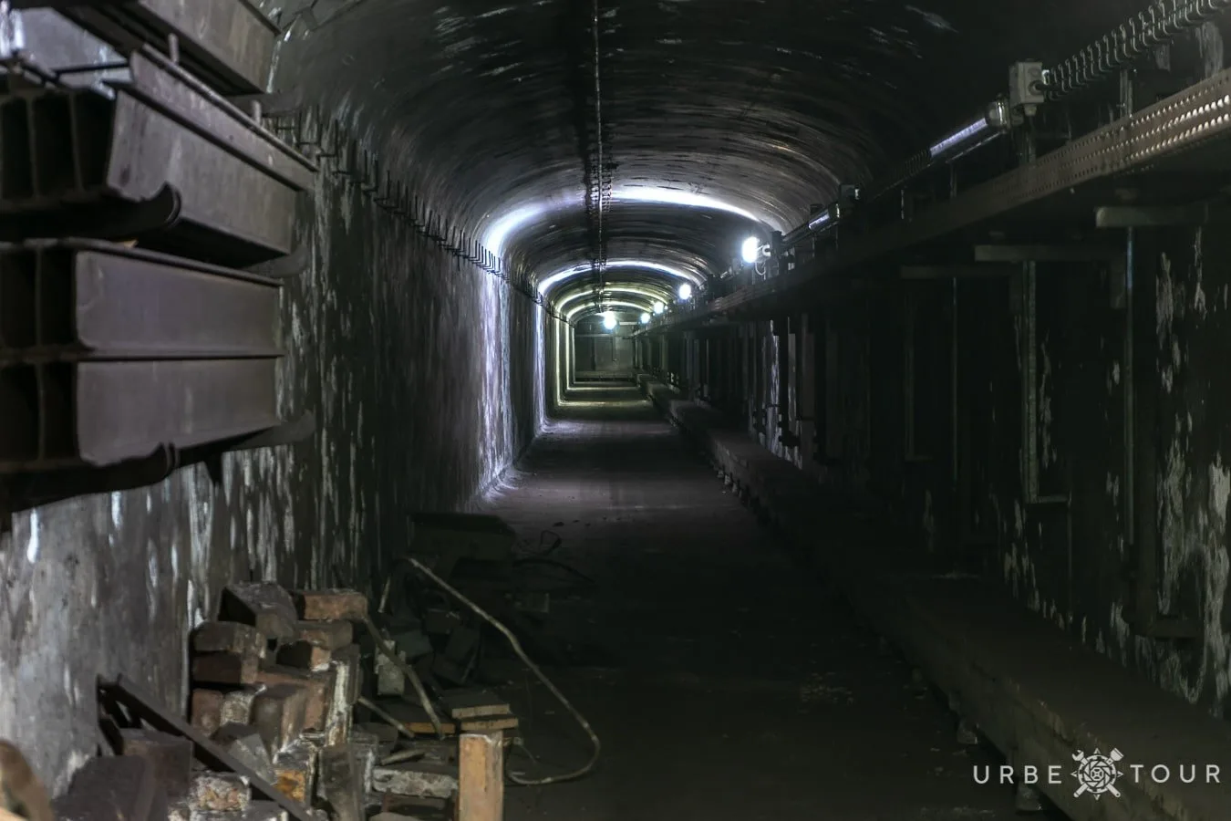 communication tunnel between lines underground