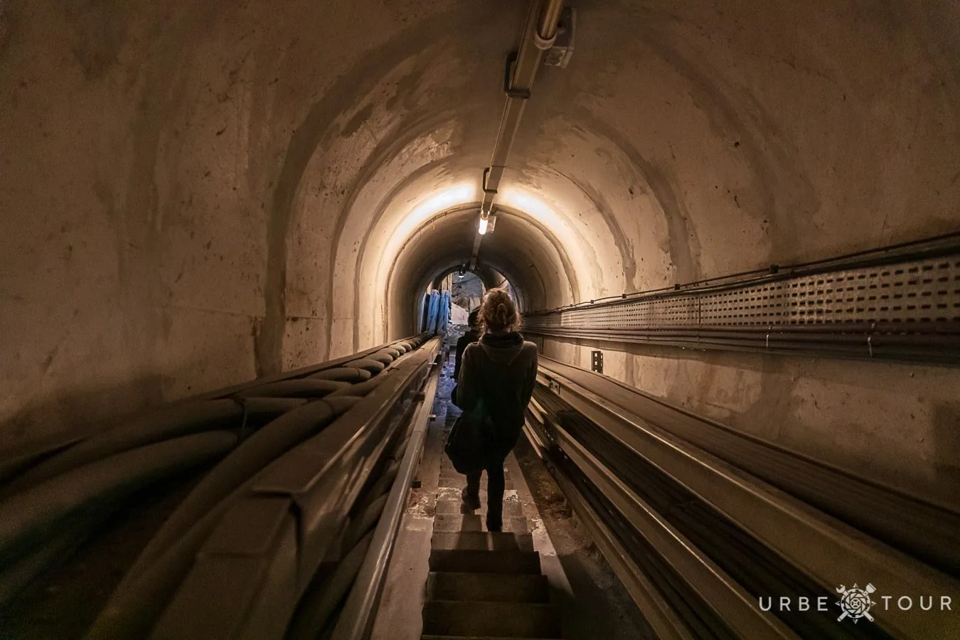 exploring cable tunnels paris metro